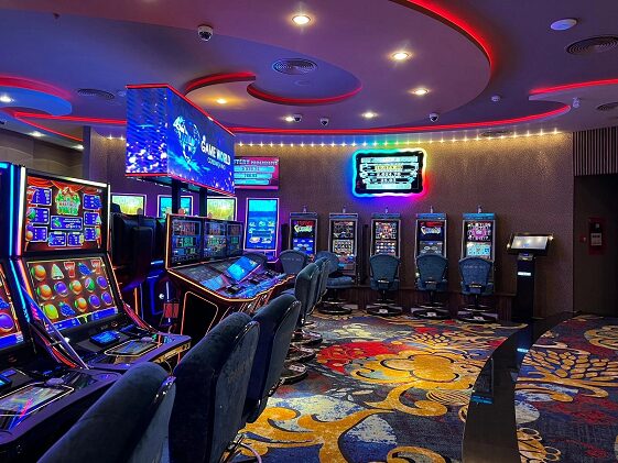 Slot
